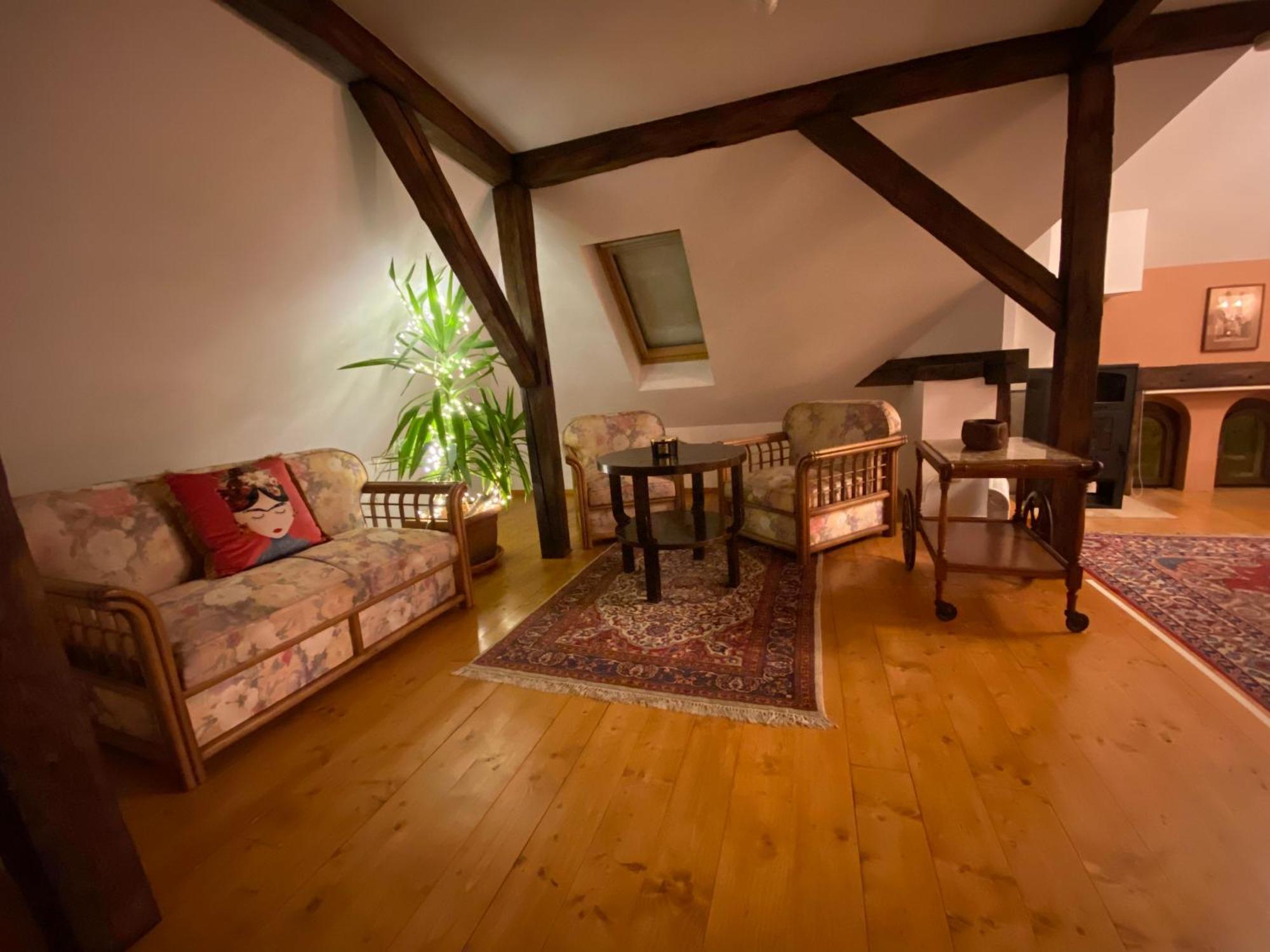 בראשוב Rose'S Oldtown Apartment מראה חיצוני תמונה