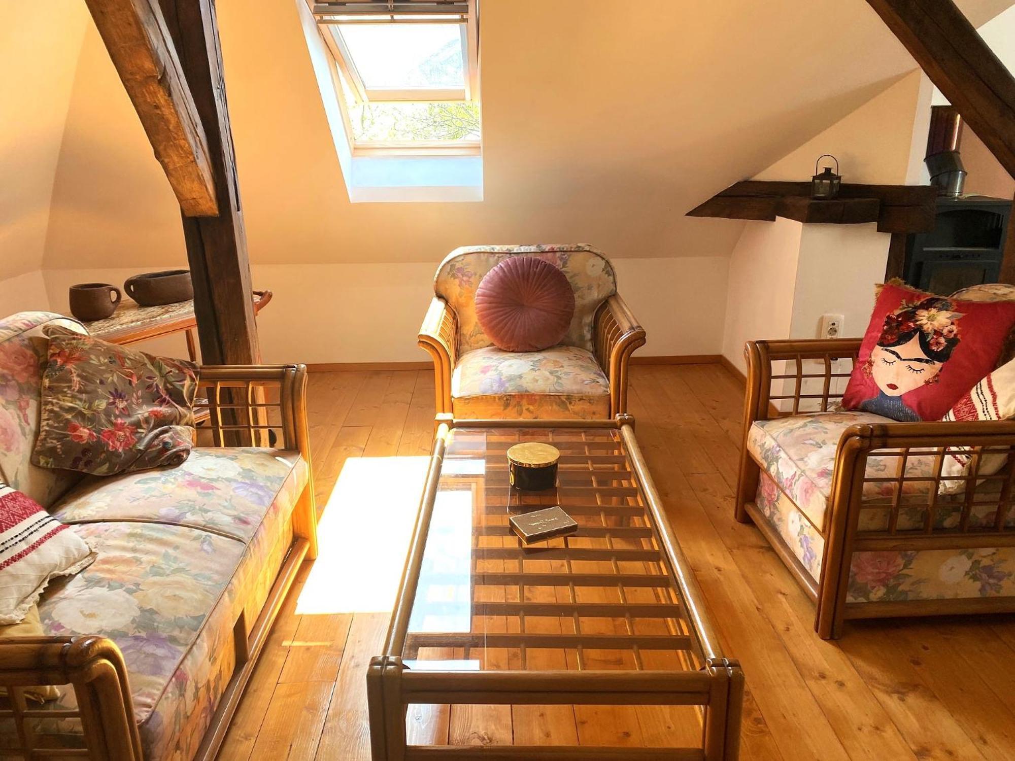 בראשוב Rose'S Oldtown Apartment מראה חיצוני תמונה